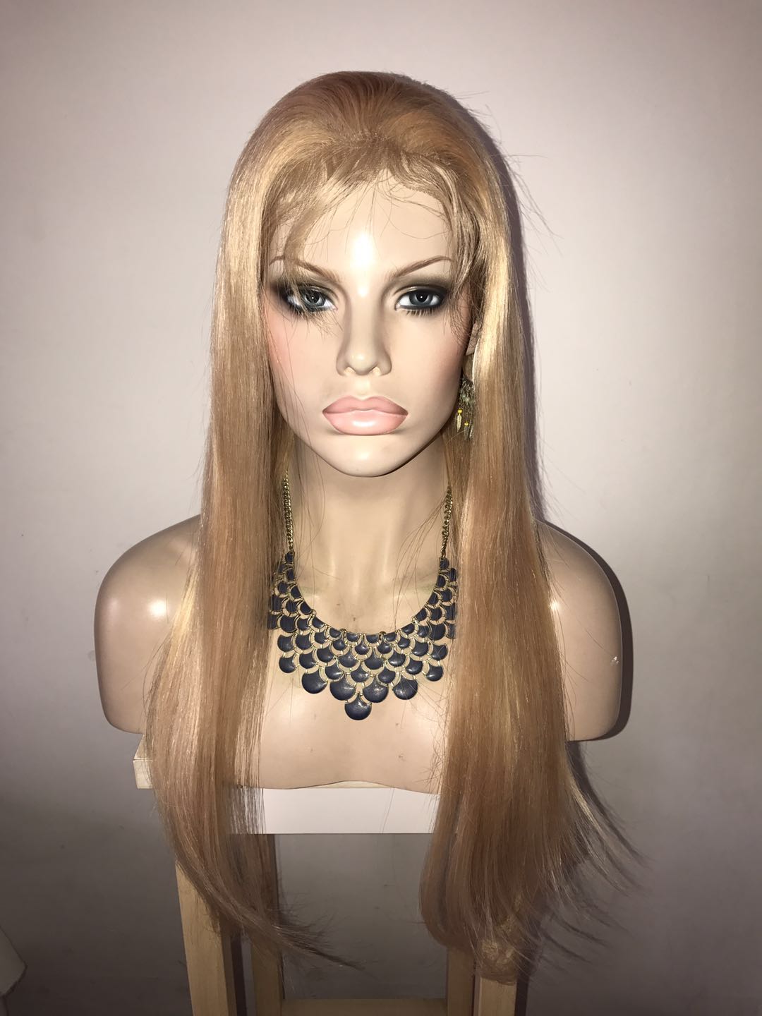 full lace wig