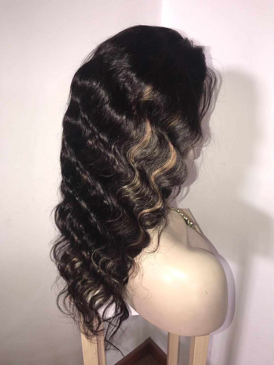 full lace wig