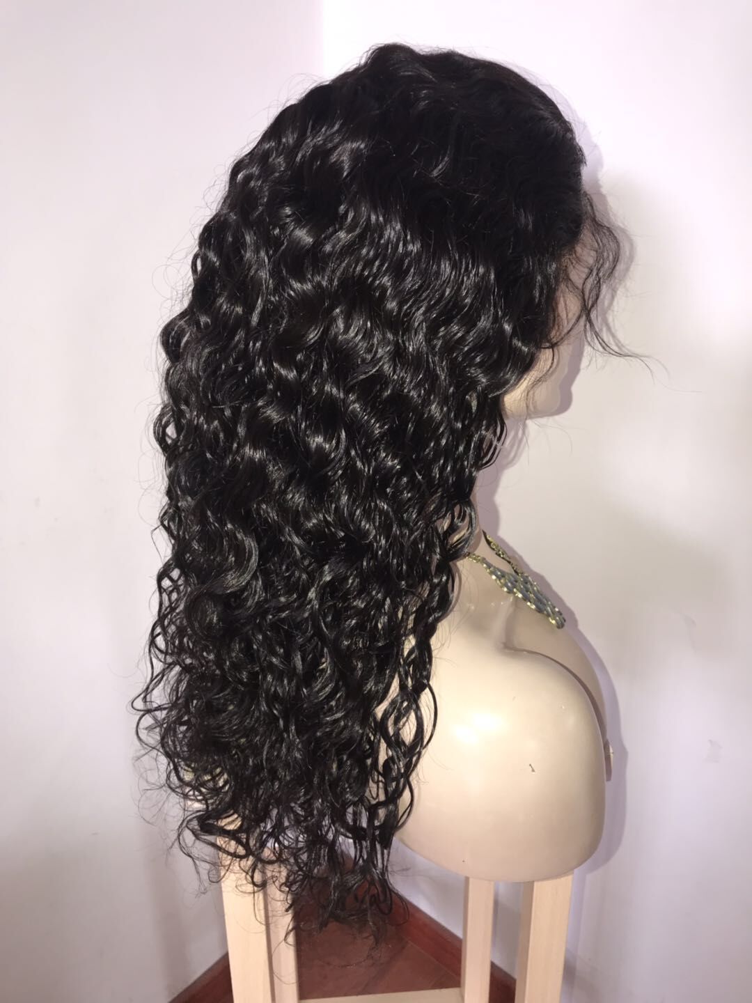 full lace wig; lace front wig; lace frontal